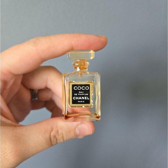Vtg Chanel COCO Eau de Parfum Mini Bottle EMPTY Luxury Retro Collectible Decor - Picture 2 of 8